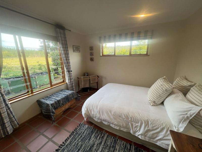 To Let 4 Bedroom Property for Rent in Sedgefield Rural Western Cape